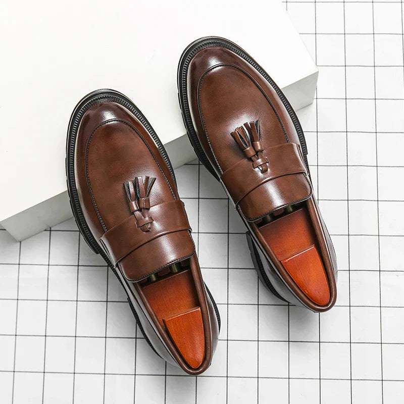 Cruz Authentic Leather Loafers
